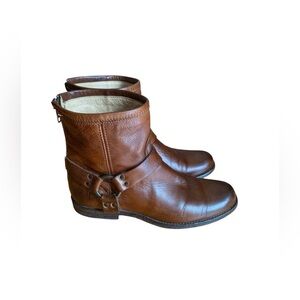 FRYE Phillip Harness Womens Ankle Boots Size 9 Brown Leather Biker Moto Back Zip